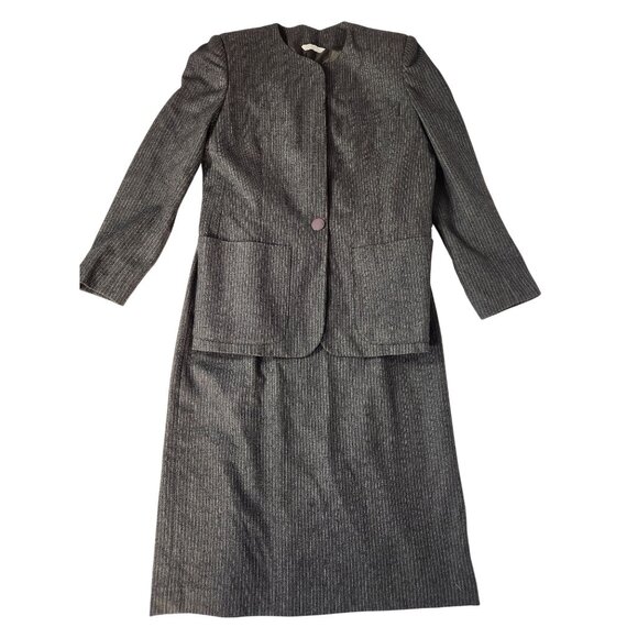 Vintage HaberdasHer Women's Gray Pinstripe Power 2 Piece Wool Suit US7/9 - Picture 1 of 14